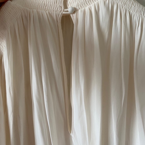 Aritzia Blouse - Picture 2 of 4